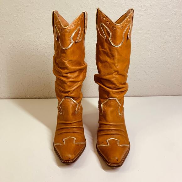 VERY‎ VOLATILE Cowboy Boots Slouchy Gold Detail Mid Calf Retro Rodeo Rawhide NFR - Picture 3 of 10